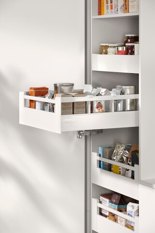 TANDEMBOX antaro SPACE TOWER complete set 4 inner pull-outs + 1 inner drawer + 3 hinges NL = 500 mm, 30 kg, single door