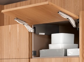 AVENTOS HK top