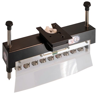 Drilling head with screw chuck and button rotating sense of spindle 5 right, 4 left